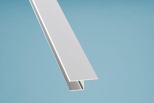 Alu-U-Profil mit Befestigungslasche für 16 mm Clickpaneel silber eloxiert